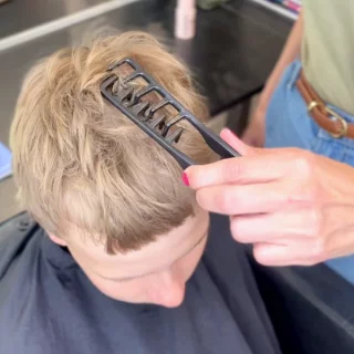 texture-and-volume-comb-for-short-hair-06a311973e70a5.png