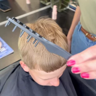 texture-and-volume-comb-for-short-hair-06a31197534230.png