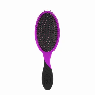 38018_B2B_en-eu_pictures_product_655552_wetbrush-pro-detangler-violet_1920x1080_0.jpg.webp