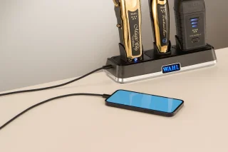 36488_B2B_en-eu_pictures_product_8093510_wahl-charging-power-station-for-3x-cordless-clipper_1920x1080_3.jpg.webp