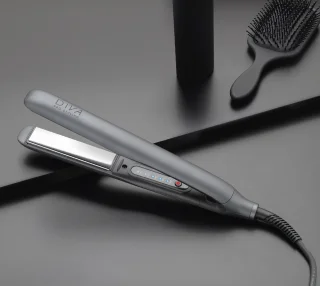 26457_B2B_en-eu_pictures_product_828328_diva-pro-styling-precious-metals-touch-straightener-titanium_1920x1080_4.jpg.webp