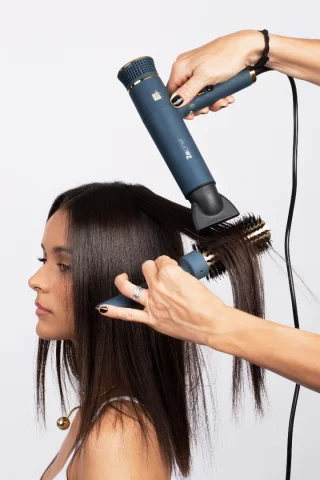 36166_B2B_en-eu_pictures_product_828600_labor-pro-zephyr-hairdryer_1920x1080_10.jpg.webp