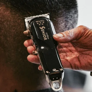 31442_B2B_en-eu_pictures_product_879222_wahl-senior-5v-cordless-hair-clipper_1920x1080_1.jpg.webp