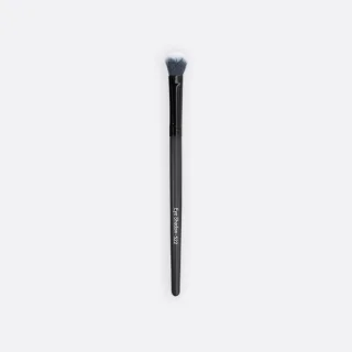 31594_B2B_fi-fi_pictures_product_E522_elixir-make-up-eyeshadow-brush_1920x1080_0.jpg.webp